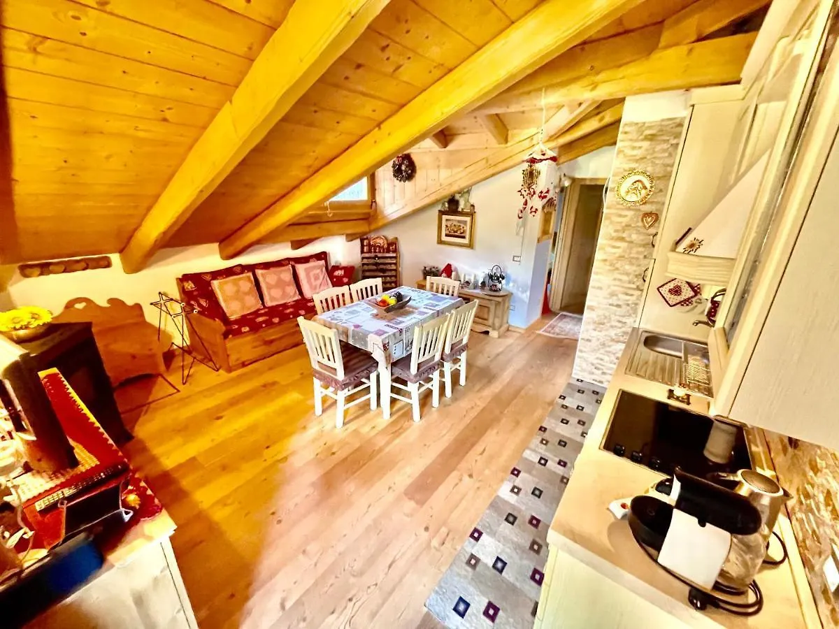 アパート ファルカーデCasa Robertaアパートメント イタリア